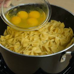 Pasta con Huevos