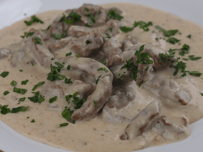 Beef Strips with Creamy Potato Sauce