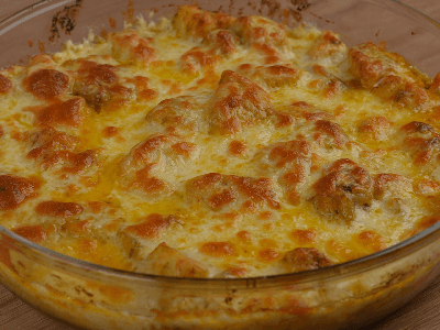 Cheesy Chicken with Potatoes Gratin