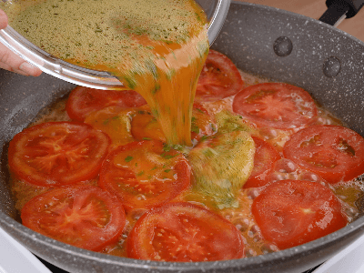 Omelete com Tomates
