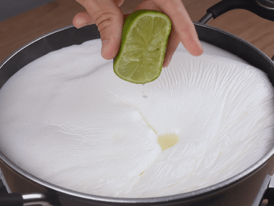 Homemade Cheese with Lime