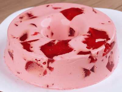 Creamy Strawberry Jelly Dessert