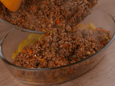 Ground Beef Casserole with Potatoes