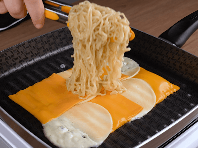 Egg and Cheese Ramen Noodles