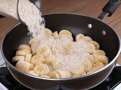 Bebida de arroz y plátano