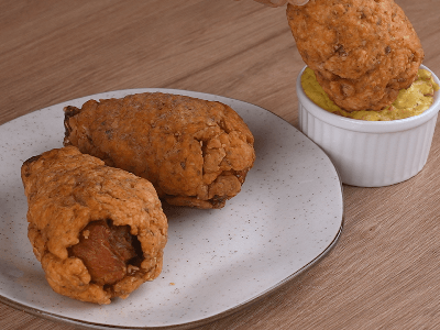 Different Crispy-Fried Chicken Drumsticks