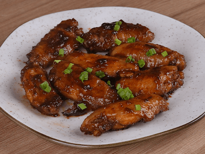 Asinhas de Frango com Molho de Pepsi