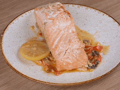 Salmon with Egg Sauce