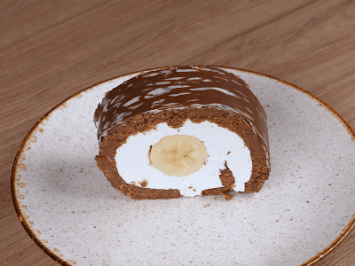 Banana and Chocolate Swiss Roll