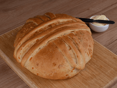 Pão Caseiro com Manteiga