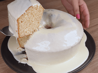 Lime Cake with Powdered Milk Frosting