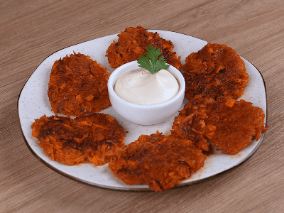 Bolinho de Batata Palha e  Ketchup