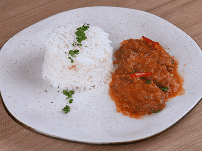 Arroz com Asinhas em Molho