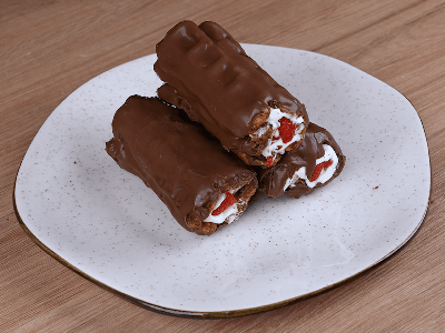 Waffle de Chocolate com Morango