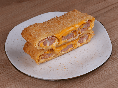 Omelete Recheada com Salsichas e Bacon