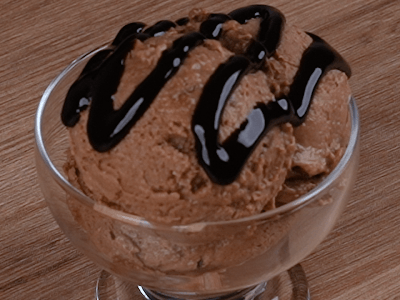 Sorvete de Banana e Chocolate