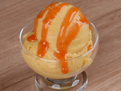 Homemade Peach Ice Cream