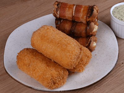 Enroladinho de Pão com Queijo e Bacon