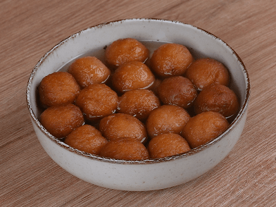 Bread Balls with Sugar Syrup