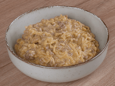 Creamy Instant Noodles with Meat