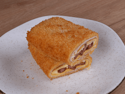 Omelete Recheado com Salsicha