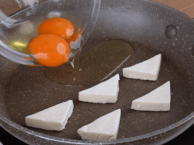 Bolo de Frigideira com Caramelo