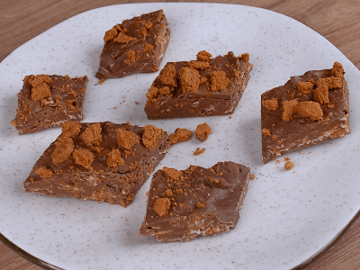 Cookie and Chocolate Dessert