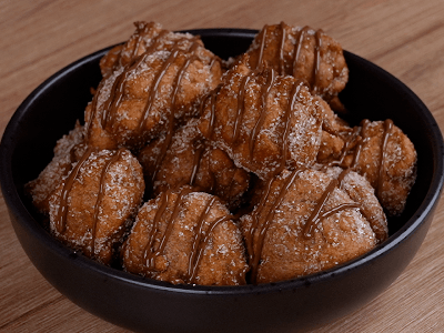 Apple Fritters with Cinnamon