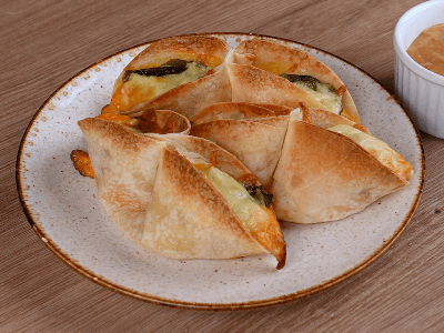 Tortilha Recheada com Ovo e Queijo