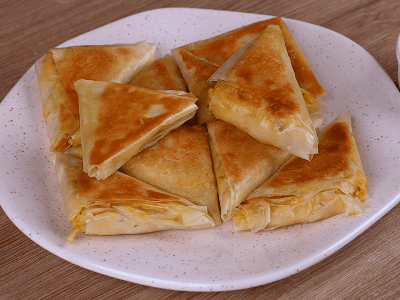 Chicken and Mashed Potato Samosas