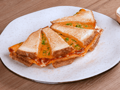 Omelete Recheada com Salame