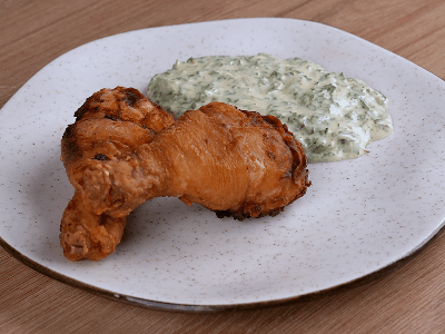 Coxa de Frango Empanada com Ketchup