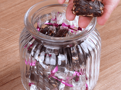 Bala de Chocolate com Amendoim
