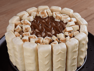 White Snickers Pie