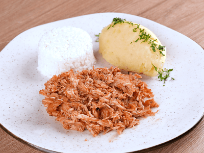 Frango Desfiado com Purê