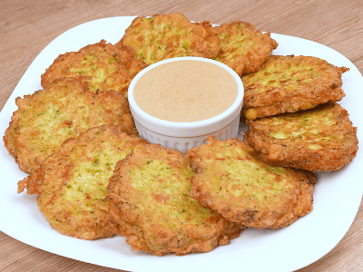 Bolinho de Frango e Brócolis