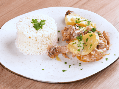 Muslos de Pollo con Papas