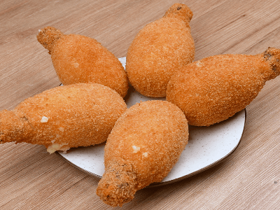 Coxas de Frango Empanadas com Purê