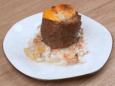 Carne Molida Rellena con Queso y Huevo
