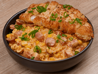 Macarrão Cremoso com Queijo e Milho