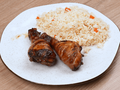 Coxas de Frango com Arroz