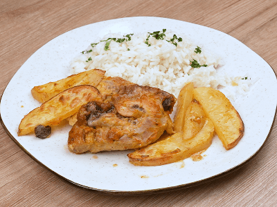 Baked Chicken Thighs with Potatoes