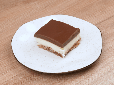 Sobremesa de Creme com Biscoito e Chocolate