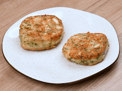 Bolinho de Frango Com Salsinha
